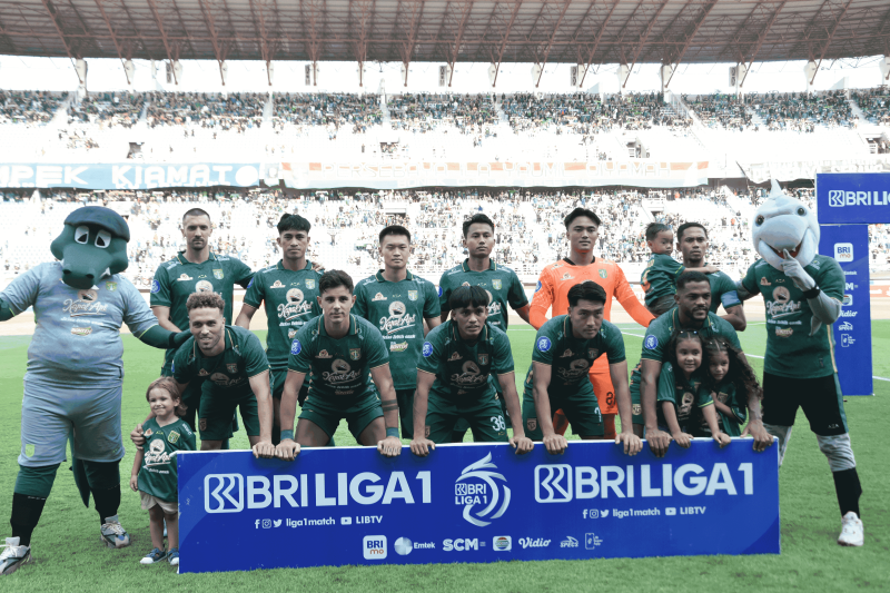 Persebaya Ditaklukkan Persib Bandung di Kandang 2-3
