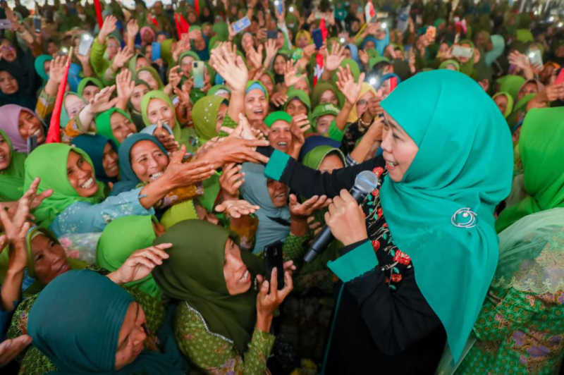 Wujudkan Desa Bebas Stunting, PAC Muslimat NU se-Kabupaten Madiun Dikukuhkan Jadi Bunda Asuh