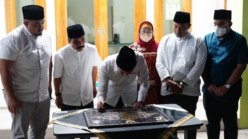 Wagub Emil Resmikan Masjid Djariah Al Jihad Kabupaten Mojokerto