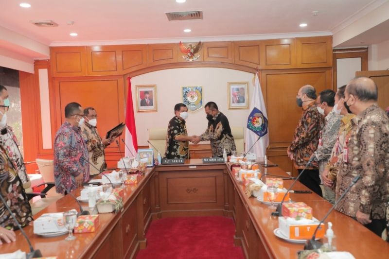 Teken MoU Perpanjang Pinjam Eks Gedung APDN Kawi Malang, Plh. Sekdaprov Heru: Untuk Maksimalkan Peningkatan SDM Aparatur di Jatim